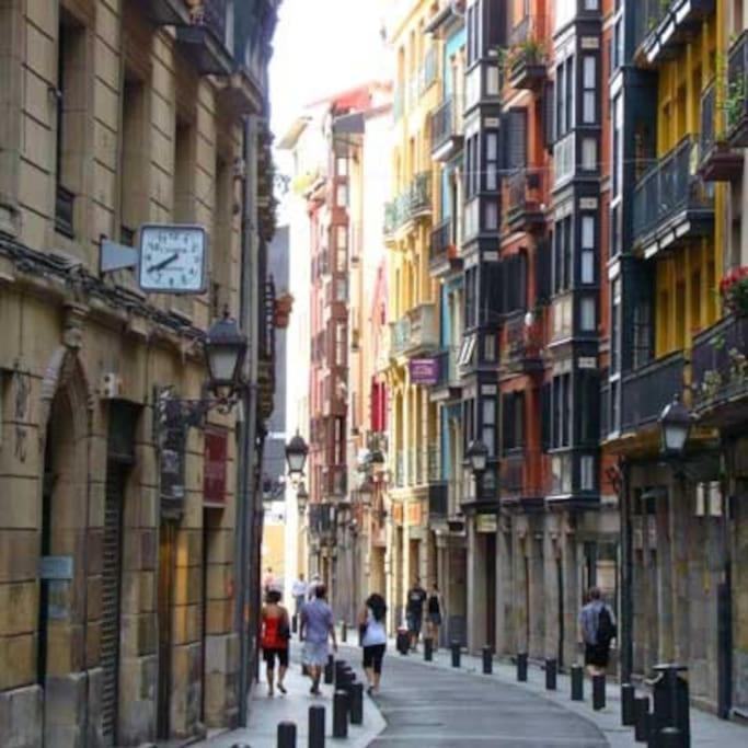 La Casita Verde. Metro Cerca Del Casco Viejo Bilbao Dış mekan fotoğraf
